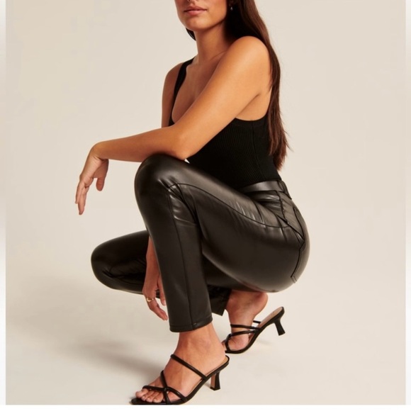 Abercrombie & Fitch Curve Love Vegan Leather Skinny Pant 10 Long - Picture 7 of 11